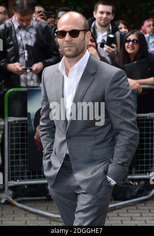 Jason Statham arrive à la première européenne de Safe, BFI IMAX, Waterloo, Londres. Banque D'Images