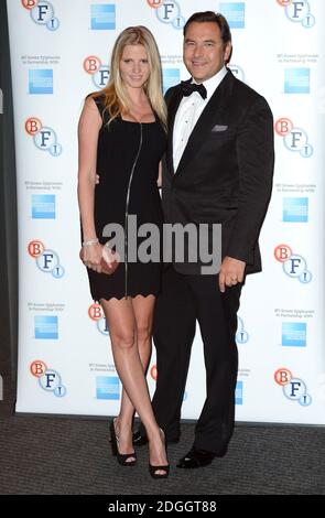 David Walliams et sa femme Lara Stone arrivent au Spy qui m'a aimée screening, BFI Southbank, Londres. Copyright Doug Peters EMPICS Entertainment Banque D'Images