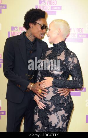 Wiz Khalifa et Amber Rose arrivent aux MTV Video Music Awards, au Staples Center de Los Angeles. Banque D'Images