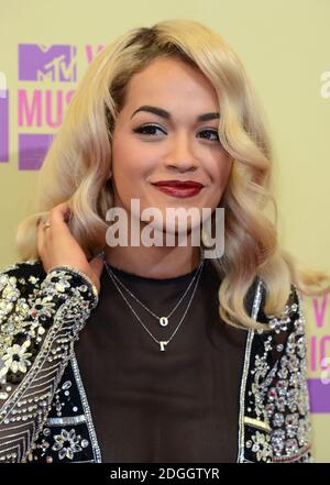 Rita ora arrive aux MTV Video Music Awards, au Staples Center de Los Angeles. Copyright Doug Peters EMPICS Entertainment Banque D'Images