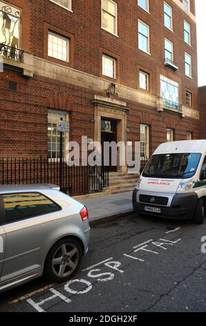 St Mary's Hospital, Paddington, Londres. Un lieu possible pour la naissance du duc et de la duchesse du bébé de Cambridge. Prince William le duc de Cambridge est né dans l'aile Lindo de l'hôpital. Copyright Doug Peters EMPICS Entertainment Banque D'Images