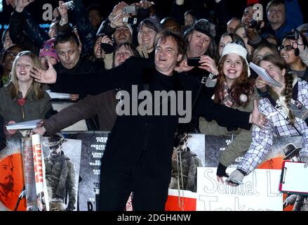 Quentin Tarantino arrivant à la première britannique Django Unchained, Empire Cinema, Leicester Square, Londres. Banque D'Images