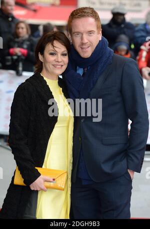 Damian Lewis et Helen McClory arrivent au Princes Trust & Samsung Celebrate Success Awards 2013, récompensant les jeunes qui ont surmonté des défis tels que le sans-abrisme et la dépendance, au cinéma Odeon, Leicester Square, à Londres. Banque D'Images