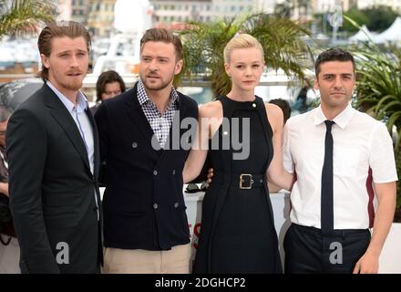 Garrett Hedlund, Justin Timberlake, Carey Mulligan et Oscar Isaac au photocall pour l'intérieur de Llewyn Davis, dans le cadre du 66e Festival de Cannes, Palais de Festival, Cannes. Banque D'Images