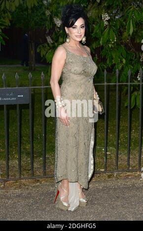 Nancy dell'Olio arrivée à la Serpentine Gallery Summer Party, Hyde Park, Londres. Banque D'Images