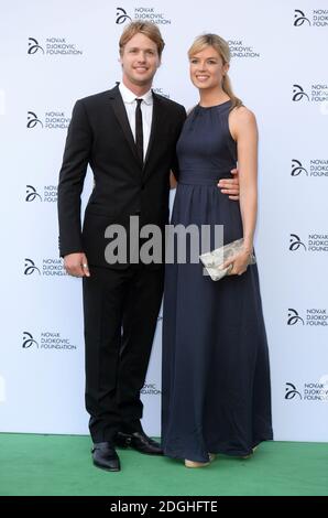 Sam Branson et son épouse Isabella Malthorpe arrivent au dîner de collecte de fonds de la Fondation Novak Djokovic au Camden Roundhouse, Londres Banque D'Images