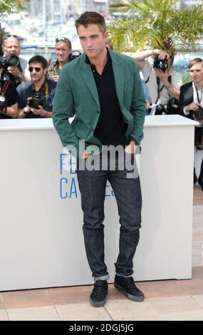 Robert Pattinson présent au Rover Photocall, dans le cadre du 67ème Festival de Cannes, Palais du Festival, Cannes. Banque D'Images