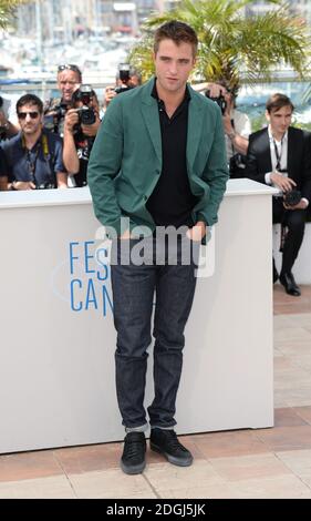 Robert Pattinson présent au Rover Photocall, dans le cadre du 67ème Festival de Cannes, Palais du Festival, Cannes. Banque D'Images