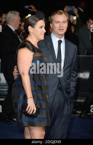 Christopher Nolan et son épouse Emma Thomas arrivent à la première européenne d'interstellaire qui s'est tenue au cinéma Odeon à Leicester Square, Londres Banque D'Images