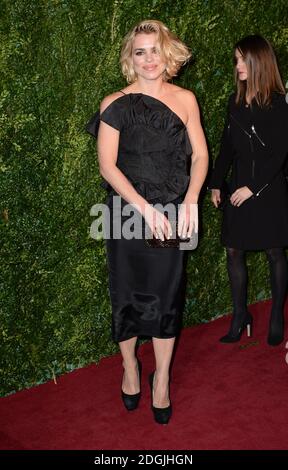 Billie Piper arrive au 60ème prix annuel du Théâtre Standard en soirée, le Palladium Theatre, Londres. Banque D'Images