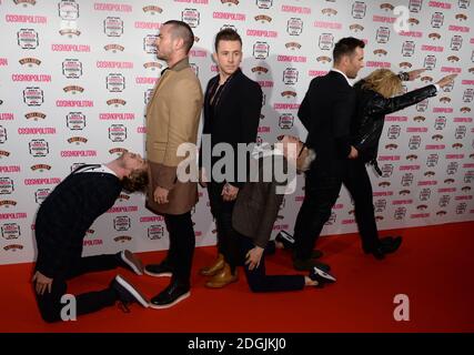 (De gauche à droite) James Bourne, Matt Willis, Danny Jones, Tom Fletcher, Harry Judd et Dougie Poynter de McBrown arrivent au Cosmopolitan Ultimate Women of the Year Awards, à One Mayfair, Londres. Banque D'Images