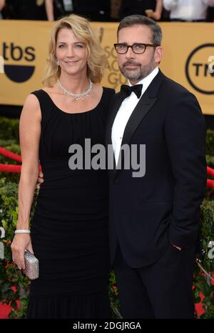 Steve Cerrell et Nancy Cerrell arrivent sur le tapis rouge au 21e prix annuel de la Guilde des acteurs de l'écran, qui s'est tenu au Shrine Auditorium de Los Angeles. Banque D'Images