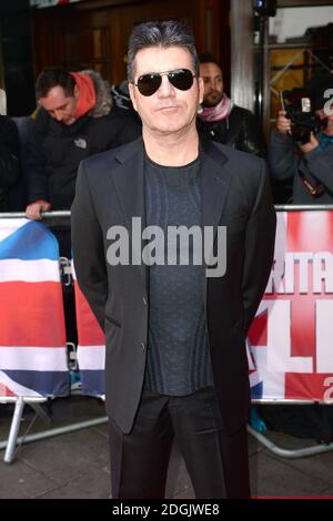 Simon Cowell arrivant aux Britanniques ont obtenu des auditions de talent au Dominon Theatre, Londres. Banque D'Images