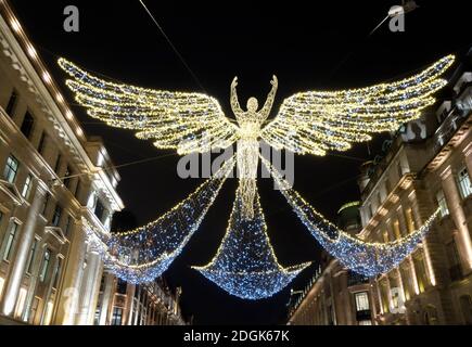 Regent Street Christmas Lights Display 2020 connu sous le nom de "l'esprit de Noël". Regent Street, centre de Londres, Royaume-Uni. Banque D'Images