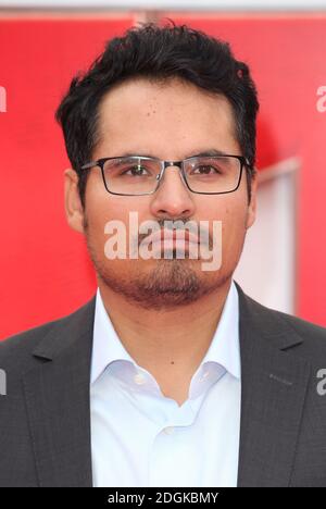 Michael Pena arrive pour la première Ant-Man, à l'Odeon Leicester Square, Londres. Banque D'Images