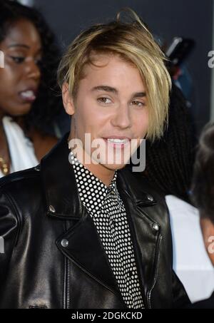 Justin Bieber arrive sur le tapis rouge aux MTV Video Music Awards 2015, au Microsoft Theatre, Los Angeles. Le crédit photo doit être lu par Doug Peters/EMPICS Entertainment Banque D'Images