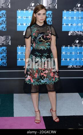 Holland Roden arrive sur le tapis rouge aux MTV Video Music Awards 2015, au Microsoft Theatre, Los Angeles. Le crédit photo doit être lu par Doug Peters/EMPICS Entertainment Banque D'Images