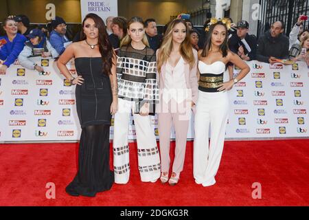 Jesy Nelson, Perrie Edwards, Jade Thirlwall et Jesy Nelson Leigh-Anne Pinnock of Little Mix arrivent pour les Pride of Britain Awards 2015, à Grosvenor House, Park Lane, Londres. Crédit photo à lire : Doug Peters/ EMPICS Entertainment Banque D'Images