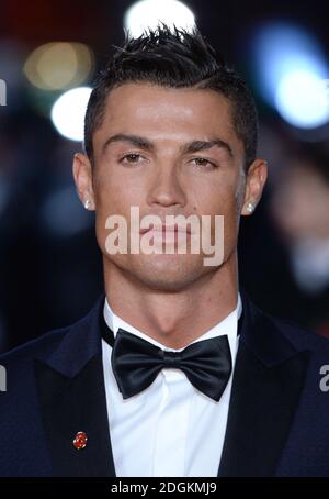 Cristiano Ronaldo assiste à la première mondiale de Ronaldo au vue West End Cinema à Leicester Square, Londres. Banque D'Images