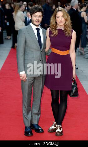 Iwan Rheon et Zoe Grisedale assistent aux Jameson Empire film Awards 2016 qui se tiennent à Grosvenor House, sur Park Lane, Londres. Crédit photo à lire : Doug Peters/ EMPICS Entertainment Banque D'Images