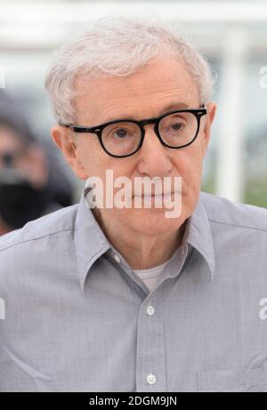 Woody Allen assistant à la photo de la Cafe Society qui s'est tenue au Palais de Festival. Partie du 69e Festival de Cannes en France. (Crédit obligatoire : Doug Peters/EMPICS Entertainment) Banque D'Images