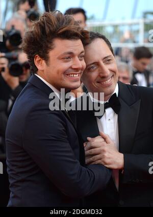 Gad Elmaleh et keV Adams assistent à la première d'elle au Palais de Fetival, Cannes. Partie du 69e Festival de Cannes en France. (Crédit obligatoire : Doug Peters/EMPICS Entertainment) Banque D'Images