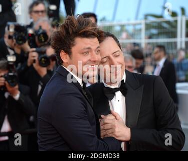 Gad Elmaleh et keV Adams assistent à la première d'elle au Palais de Fetival, Cannes. Partie du 69e Festival de Cannes en France. (Crédit obligatoire : Doug Peters/EMPICS Entertainment) Banque D'Images