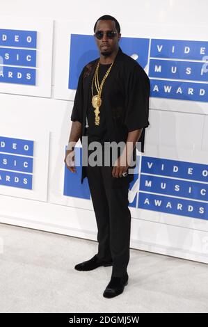 P Diddy arrivant à la MTV Video Music Awards 2016, Madison Square Garden, New York. Banque D'Images