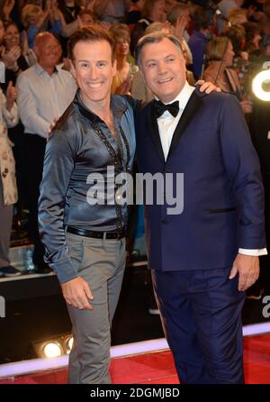 Anton du Beke et Ed Balls au lancement de Strictly Come Dancing 2016 aux studios Elstree à Hertfordshire. Date de la photo: Mardi 30 août 2016. Le crédit photo devrait se lire comme suit : Doug Peters/EMPICS Entertainment Banque D'Images