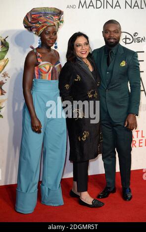 Lupita Nyong'o, directrice Mira Nair et David Oyelowo arrivent à la Reine de Katwe Premiere, dans le cadre du Festival du film de Londres, Odeon Cinema, Leicester Square. Le crédit photo devrait se lire comme suit : Doug Peters/EMPICS Entertainment Banque D'Images