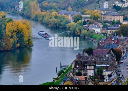 France, Eure (27), les Andelys, le petit-Andely vu du Château Gaillard, ville sur les rives de la Seine, boucle de la Seine Banque D'Images