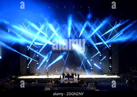 Vue générale de l'O2 Arena devant le Capital FM Jingle Bell ball 2016 avec Coca-Cola à l'O2 Arena de Londres. Le crédit photo doit être lu par Doug Peters/EMPICS Entertainment. Banque D'Images