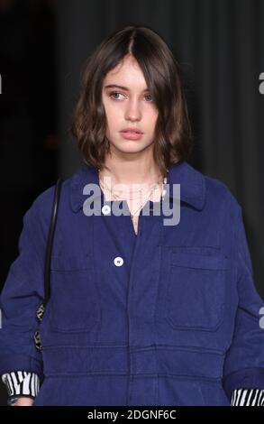 Iris Law participe au Burberry London Fashion week Show à Makers House, Manette Street, Londres. Le crédit photo devrait se lire comme suit : Doug Peters/ EMPICS Entertainment Banque D'Images