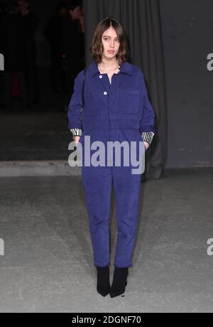 Iris Law participe au Burberry London Fashion week Show à Makers House, Manette Street, Londres. Le crédit photo devrait se lire comme suit : Doug Peters/ EMPICS Entertainment Banque D'Images