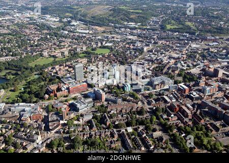 Vue aérienne du campus de Sheffield University City et de Sheffield Children's Hôpital NHS Foundation Trust Banque D'Images