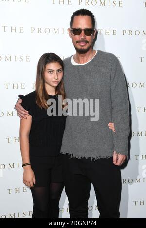 L'auteur-compositeur Chris Cornell et la fille Toni Cornell assistent à la projection exclusive de la promesse à l'hôtel Soho, Londres. La promesse est dans les cinémas le 28 avril 2017 crédit photo devrait se lire: Doug Peters/ EMPICS Entertainment Banque D'Images