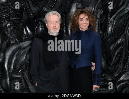 Ridley Scott et Giannina Facio assistent à la première Alien: Alliance qui s'est tenue au cinéma Odeon Leicester Square, Londres. Le crédit photo devrait se lire comme suit : Doug Peters/EMPICS Entertainment. Banque D'Images