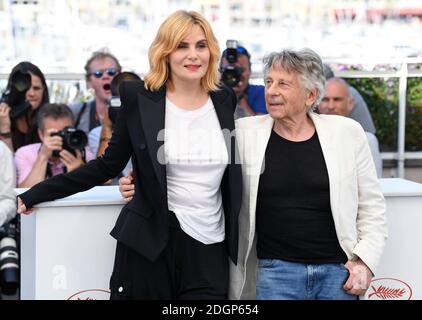 Emmanuelle Seigner et Roman Polanski participant à la photo « Based on a True Story », qui fait partie du 70e Festival de Cannes. Le crédit photo devrait se lire comme suit : Doug Peters/EMPICS Entertainment Banque D'Images