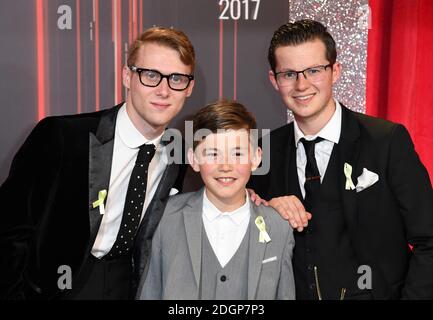 Jamie Borthwick, Bleu Landau et Harry Reid assistent aux British SOAP Awards 2017, qui se tiennent au Lowry Theatre, à Salford, Manchester. Photo le droit d'auteur devrait lire Doug Peters/EMPICS Entertainment Banque D'Images