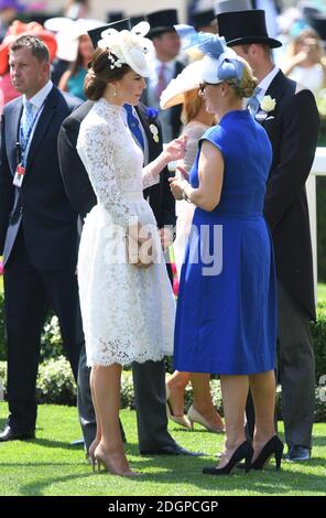 La duchesse de Cambridge et Zara Phillips pendant la première journée de Royal Ascot à l'hippodrome d'Ascot, Londres. Le crédit photo devrait se lire comme suit : Doug Peters/EMPICS Entertainment Banque D'Images