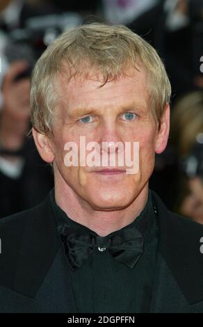 Nick Nolte à la cérémonie de clôture et première de de Lovely, dans le cadre du Festival de Cannes 2004, France. Doug Peters/allocationdigital Banque D'Images