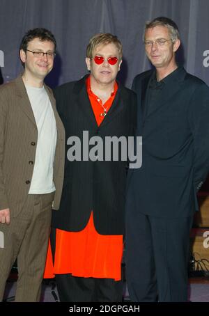 Elton John au lancement de la version musicale de Billy Elliot pour laquelle il a écrit la musique, à la Royal Academy of Music, Londres Banque D'Images