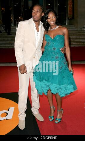 Jamelia et Lemar arrivent aux Brit Awards 2005, Earls court Arena, Londres. Doug Peters/allocationdigital Banque D'Images