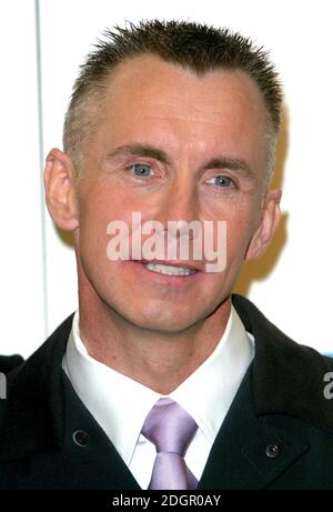 Le chef Gary Rhodes au British SOAP Awards 2005, BBC Television Center, Londres. Doug Peters/allactiondigital.com Banque D'Images