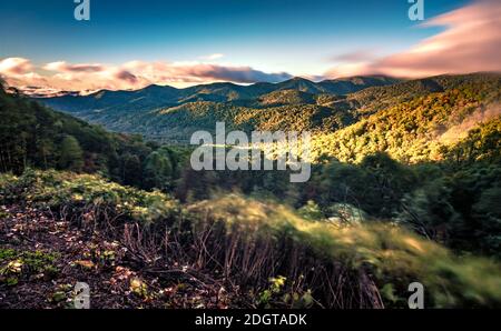 Lever du soleil matin Ove Blue Ridge parkway montagnes Banque D'Images