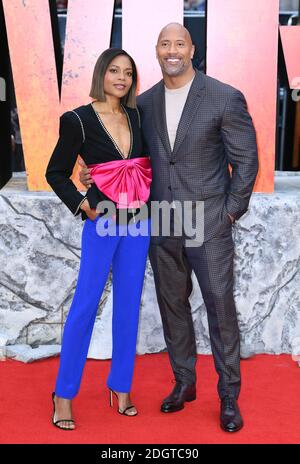 Naomie Harris (à gauche) et Dwayne Johnson participant à la première européenne de Rampage, tenue au Cineworld à Leicester Square, Londres. Le crédit photo devrait se lire comme suit : Doug Peters/EMPICS Entertainment Banque D'Images