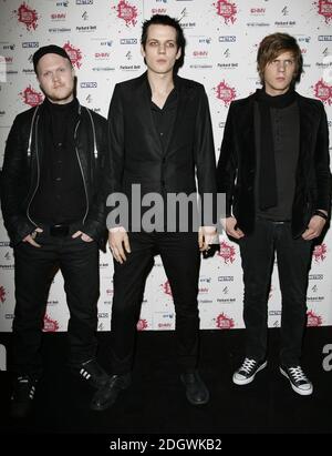 Lorraine arrive aux BT Digital Music Awards 2006 au Camden Roundhouse, Londres, le 3 octobre 2006. Doug Peters/EMPICS Entertainment Banque D'Images