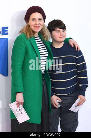 Sally Phillips arrive au Gala screening de The Kid qui serait King, Odeon Cinema, Leicester Square, Londres. Crédit photo devrait lire: Doug Peters/EMPICS Banque D'Images