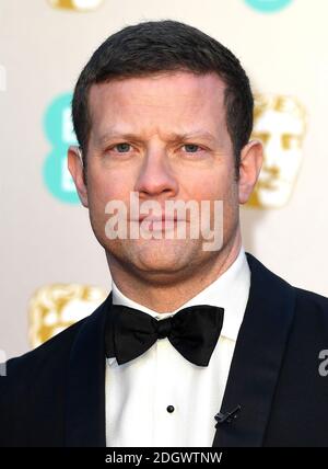 Dermot O'Leary assistant aux 72e Prix du film de l'Académie britannique, qui ont eu lieu au Royal Albert Hall, à Kensington Gore, à Kensington, à Londres Banque D'Images