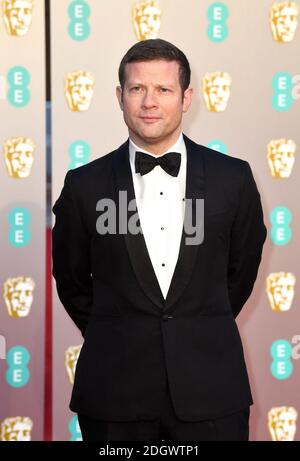 Dermot O'Leary assistant aux 72e Prix du film de l'Académie britannique, qui ont eu lieu au Royal Albert Hall, à Kensington Gore, à Kensington, à Londres Banque D'Images